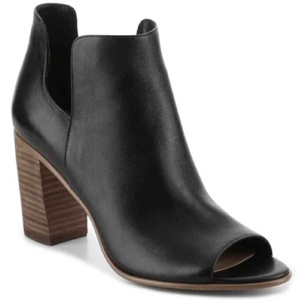 Steve Madden Nello Black Leather Peep Toe Bootie, Size 8